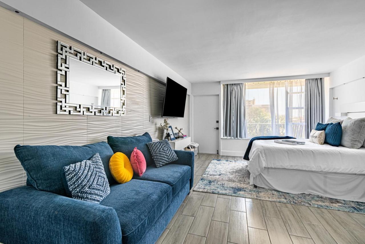 Newly Renovated Oceanfront Studio W/ Balcony - Daytona Beach Apartment Exterior photo